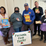People donating food